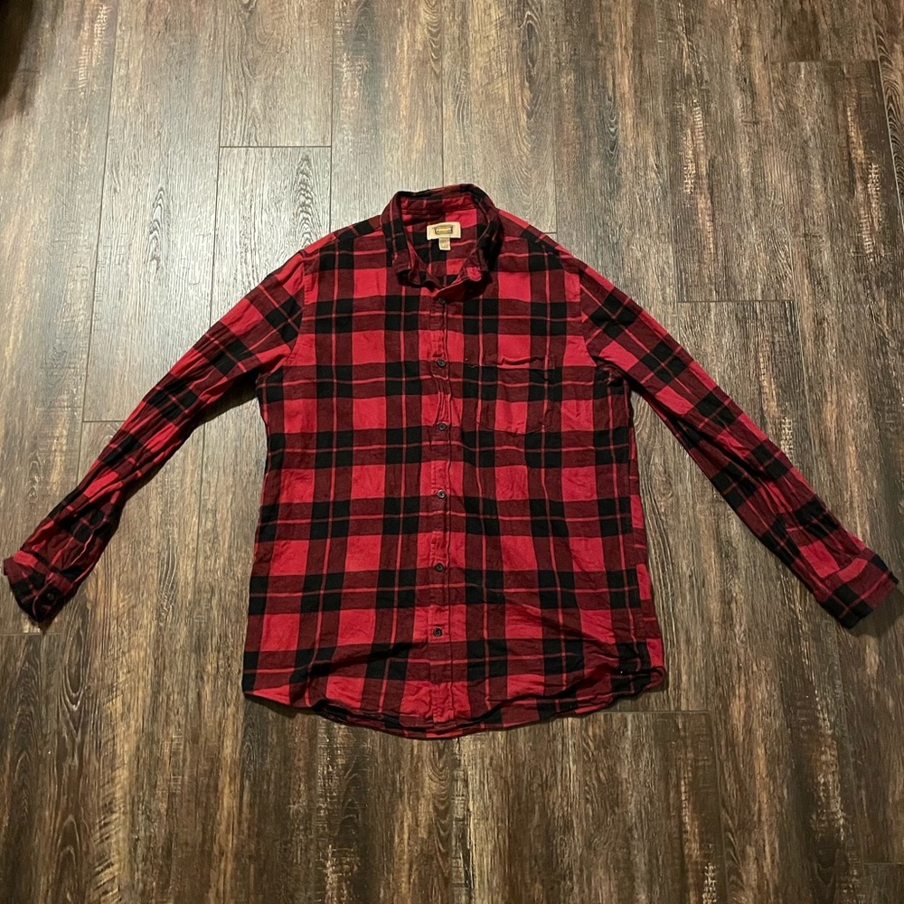 Red and Black Plaid Flannel Button Down Shirt / Men’s Large Tall